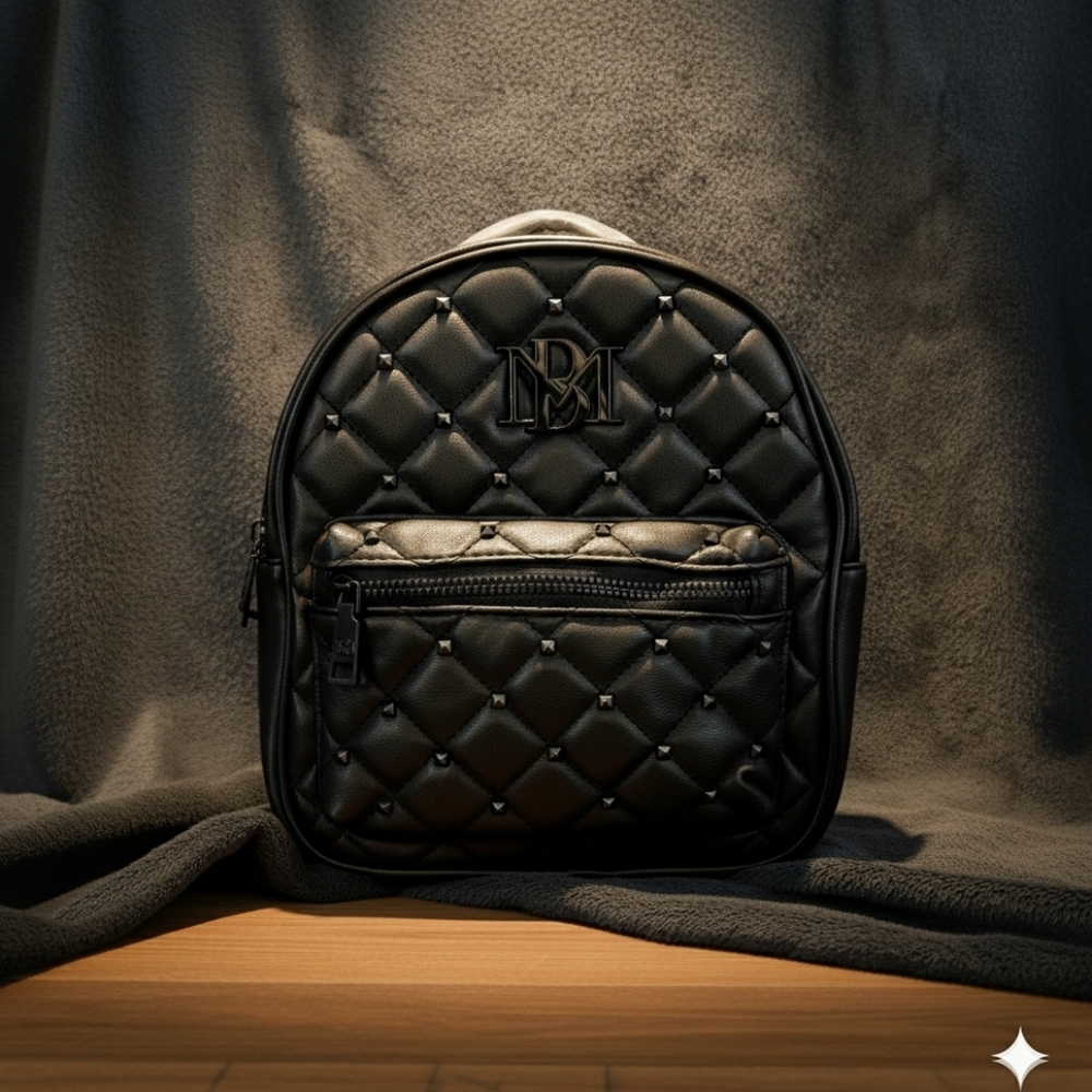 🚌 ✏️ 🍎Badgley Mischka Quilted Black Small Backpack With Black Hardware